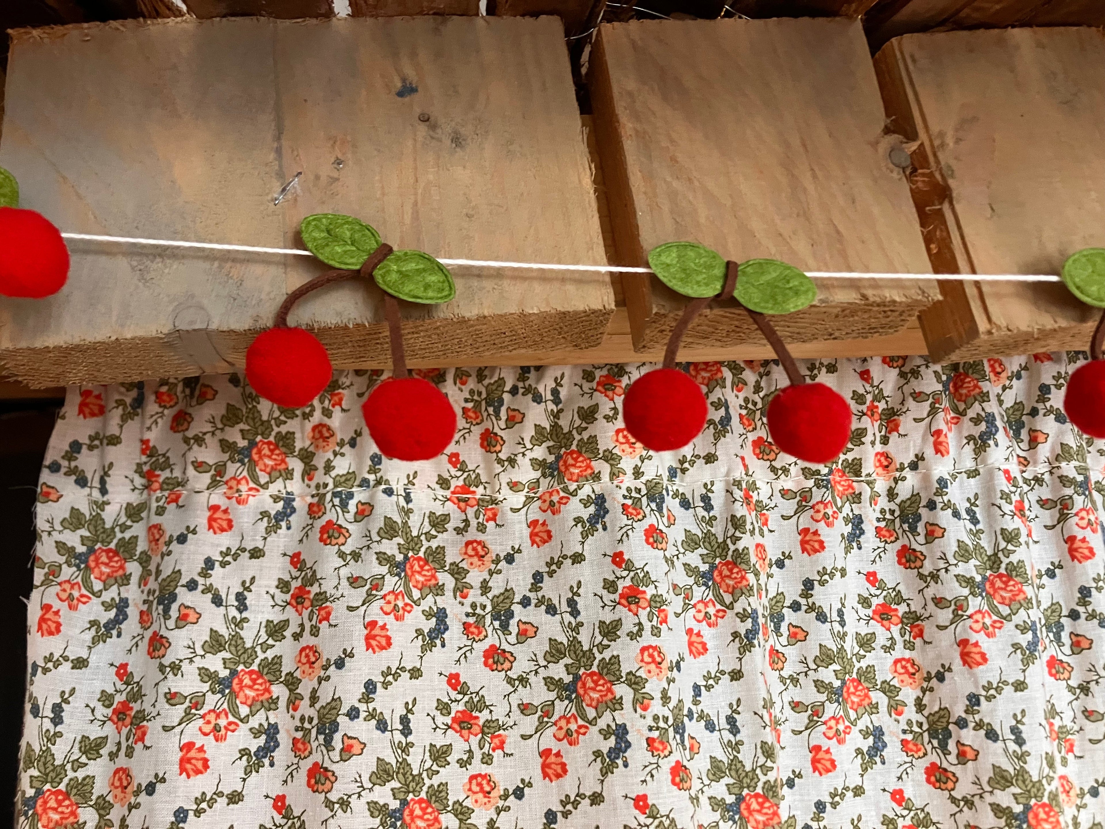 Kit guirlandes cerises décoration Liv&Ciboulette