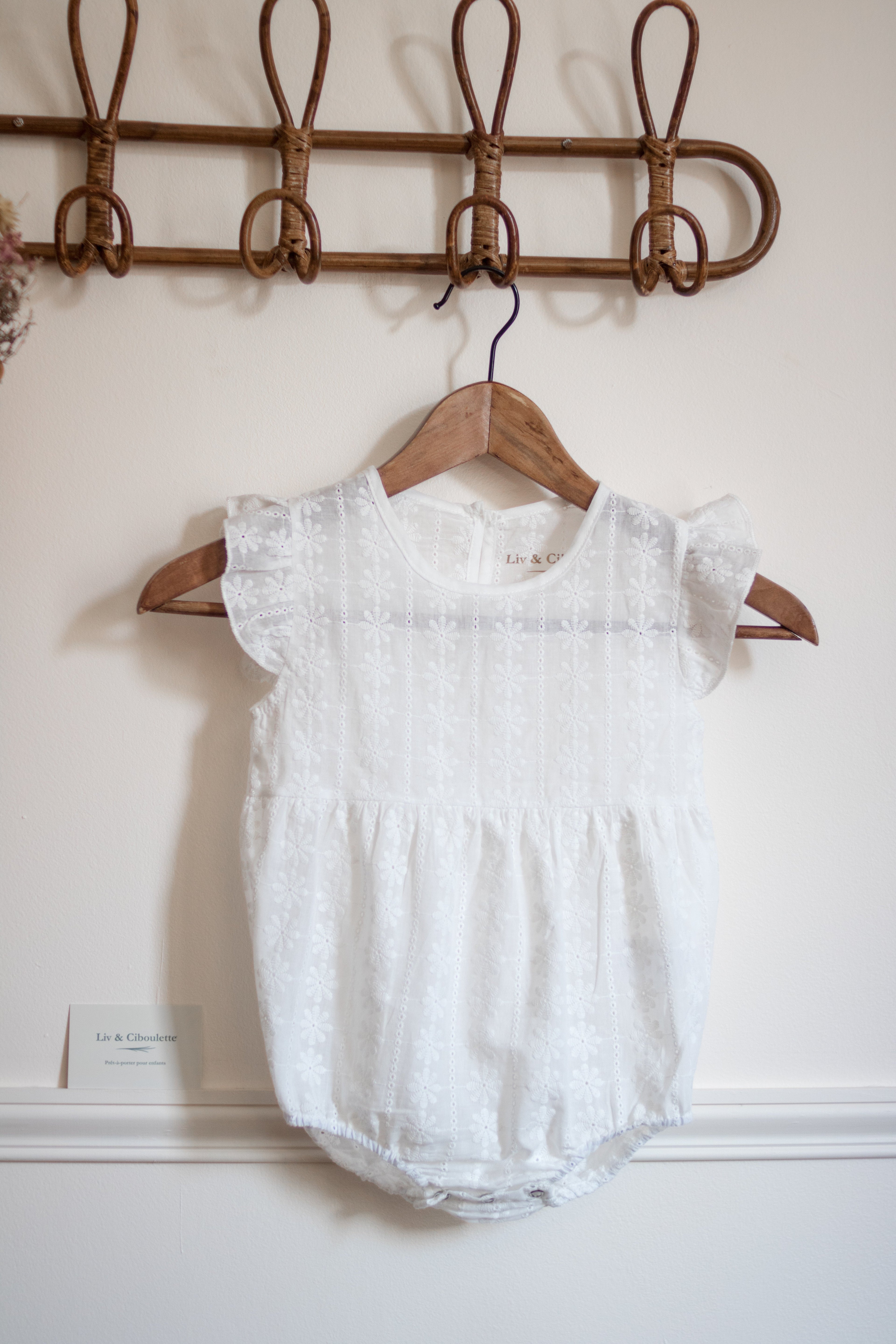 Barboteuse dentelle coton bébé fille été Liv&Ciboulette
